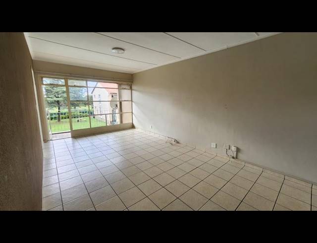 2 BEDROOM TOWNHOUSE FOR SALE IN BRACKENHURST